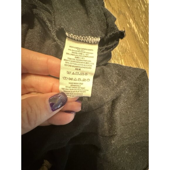 Free People XS TP Black Crochet Black Raw Hem Floral Sleeveless Top Open Back - Picture 11 of 12